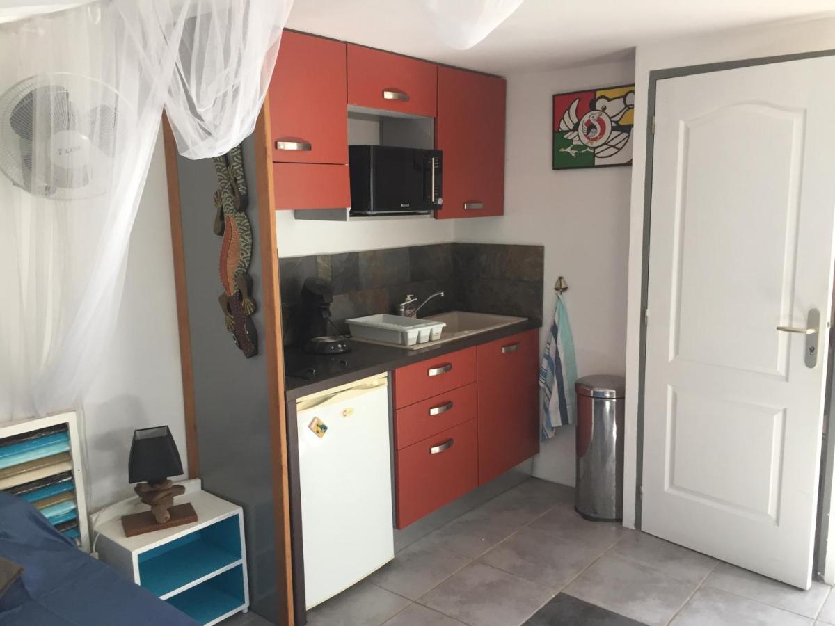 Apartmán Studio Independant Dans Propriete Avec Piscine Et Wifi Saint-Gilles-les Bains Exteriér fotografie